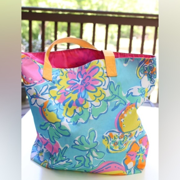 Lilly Pulitzer Estee Lauder tote bag - Picture 2 of 12